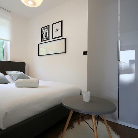 The View Luxury Apartment ดรามัลย์ ภายนอก รูปภาพ