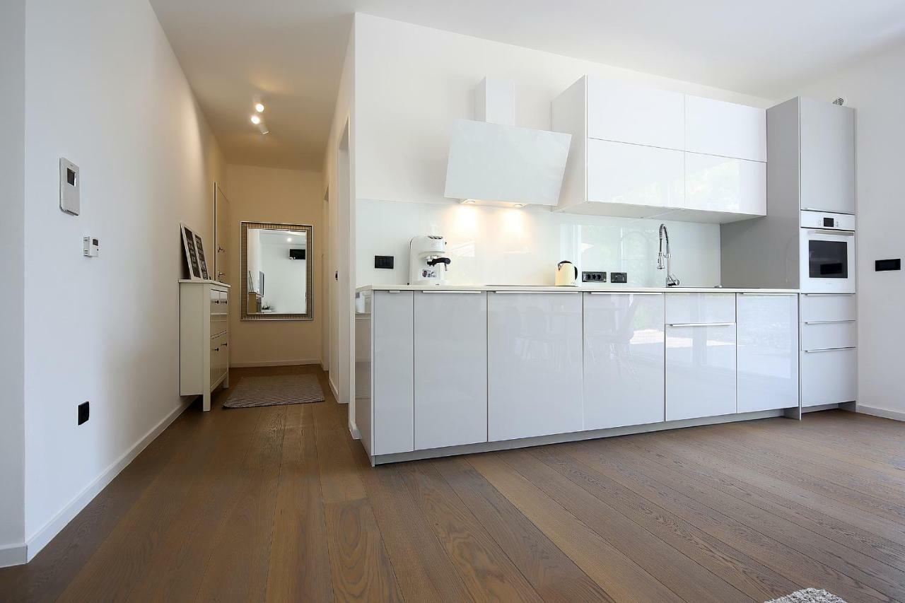 The View Luxury Apartment ดรามัลย์ ภายนอก รูปภาพ