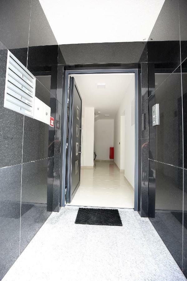 The View Luxury Apartment ดรามัลย์ ภายนอก รูปภาพ